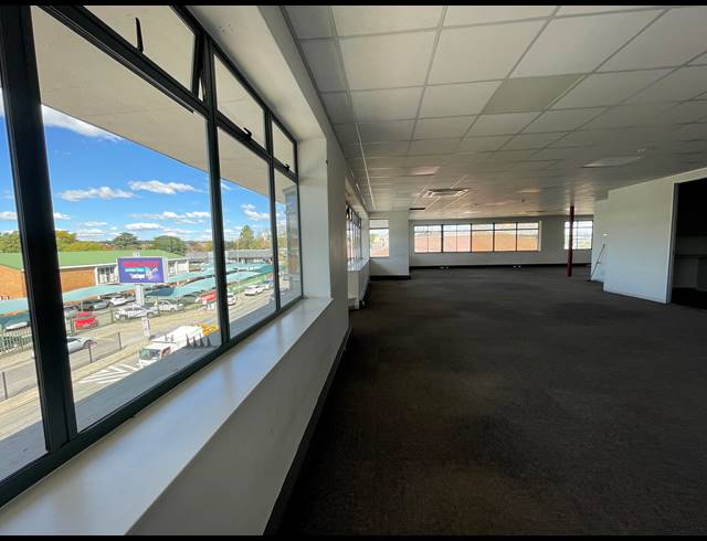 273M² OFFICE TO LET IN RIVONIA
